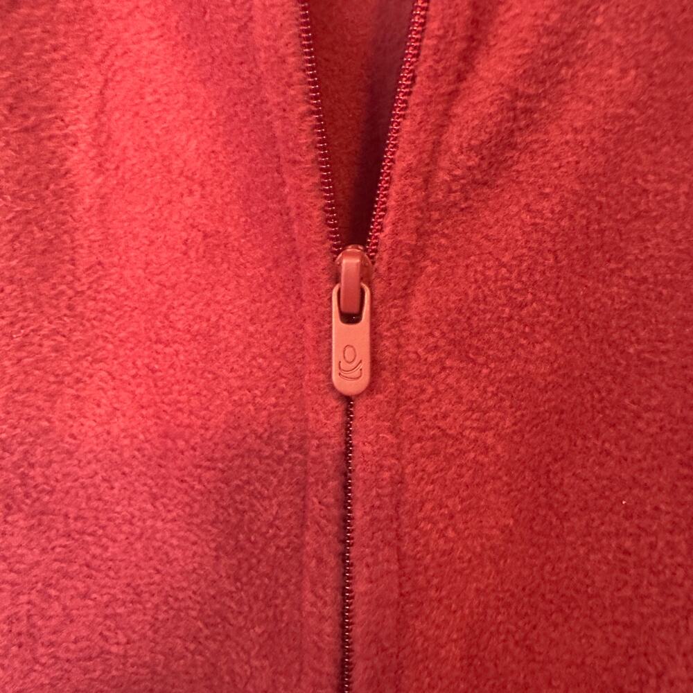 NWOT Cuddl Duds Women’s Full Zip Fleece Vest Red Size M Cranberry Stretch Soft - Picture 3 of 7